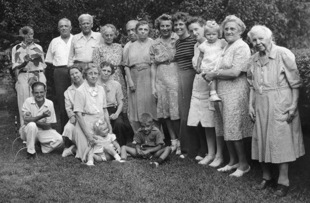 Photo in possession of Linda (Funk) Shook. Move the cursor over the image to see the name of each individual. Click on a person to open the page for that person.
On back, probably in Marion DeVoe's handwriting: "Family picnic / 36 Davis W. P."
Identification of Jessie, Gladys, and Beverly from interview with Gladys Troup Stickler, 1 July 2003.